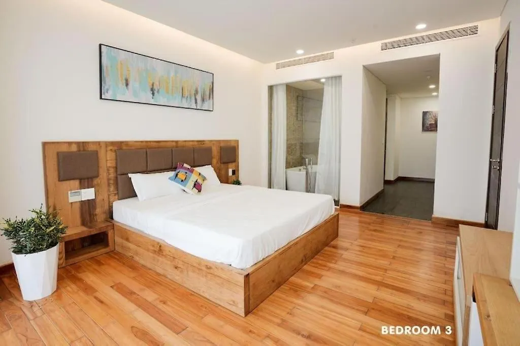 Apartament Modern & Charming Penthouse 5Brs In Da Nang Center 0*,  Wietnam