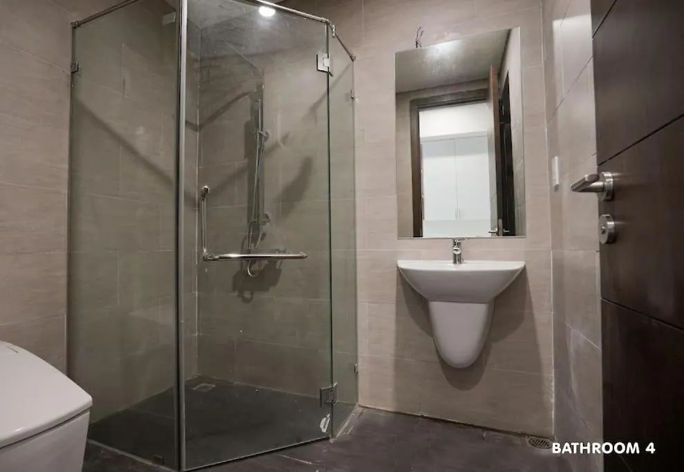 Modern & Charming Penthouse 5Brs In Da Nang Center Apartment